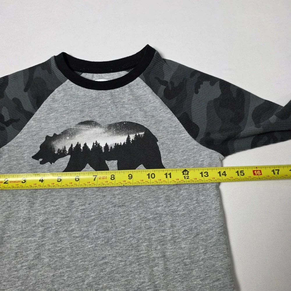 Old Navy Graphic Tee Kids Small 6-7‎ Grey Little Bear Camo Long Sleeve Shirt